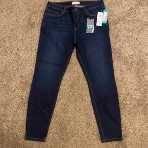 Studio Blue Elvia Skinny Jeans. Size 14. NWT.